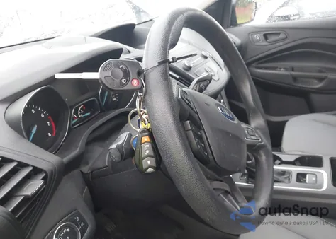 2019 Ford Escape S z USA, uszkodzony, nr VIN 1FMCU0F78KUC27319